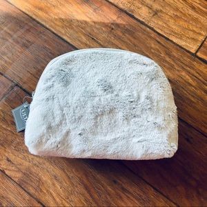 New Grey Silver Ulta Fluffy Fur Large Make Up or Travel Bag 11x8.5